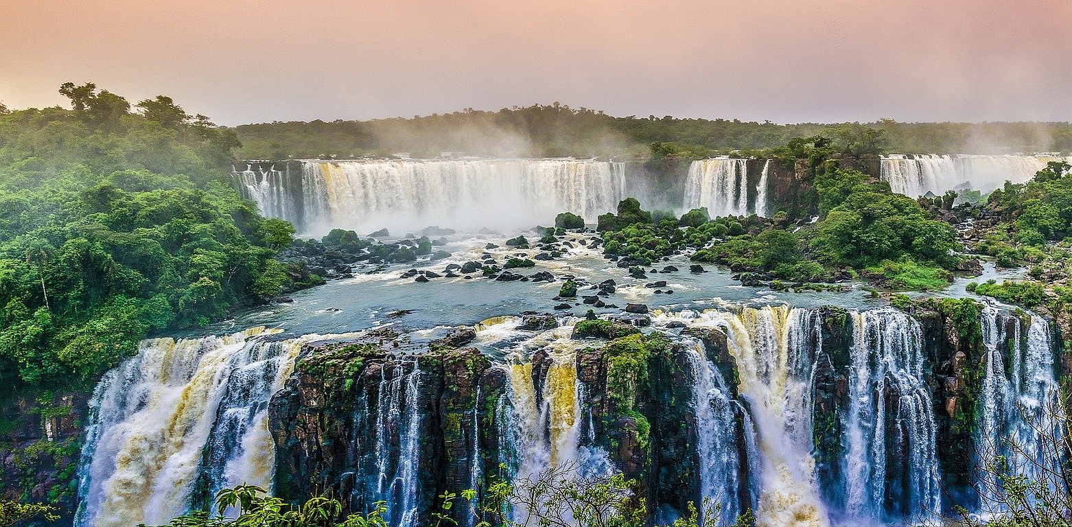 Brasilien waterfall 1417102 1920 Heiko Behn Pixabay CC PublicDomain