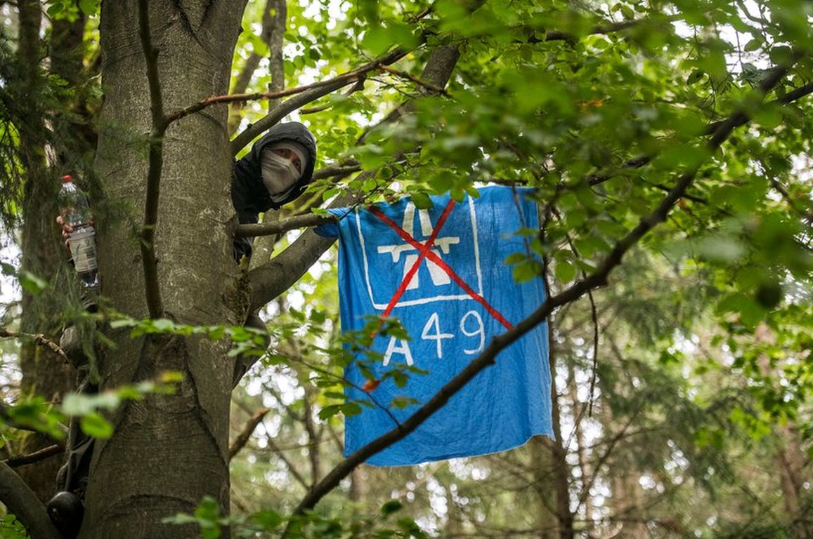 Protestierende im Danneröder Wald in Haft