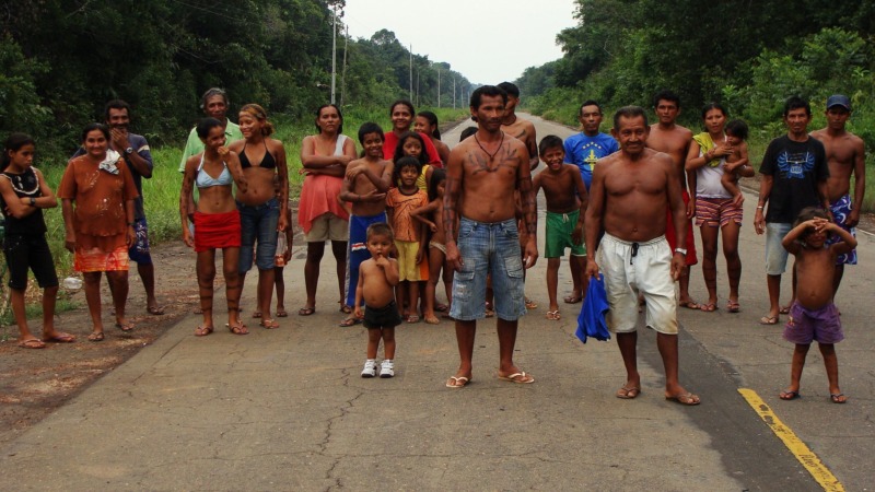 Trasse durch Amazonas soll asphaltiert werden