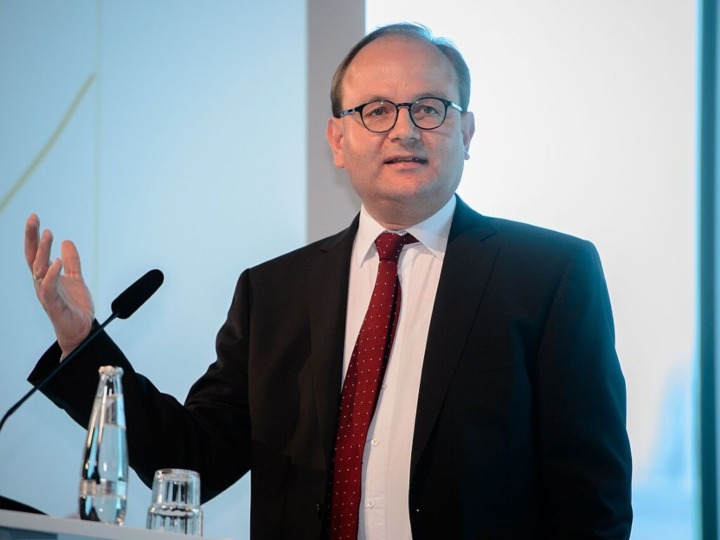 Edenhofer bleibt Vorsitzender des EU-Klimabeirats