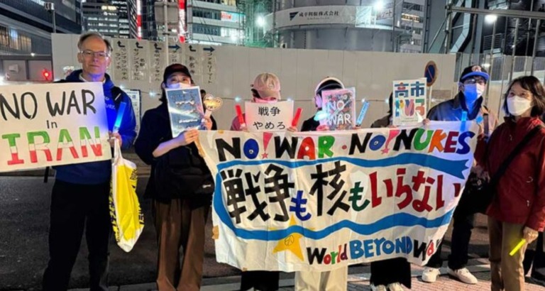 Frieden: Japans „Pen Light“-Bewegung wächst
