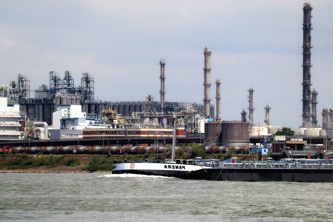 PFAS-Verursacher: Keine Rücksicht auf Rhein-Pegel